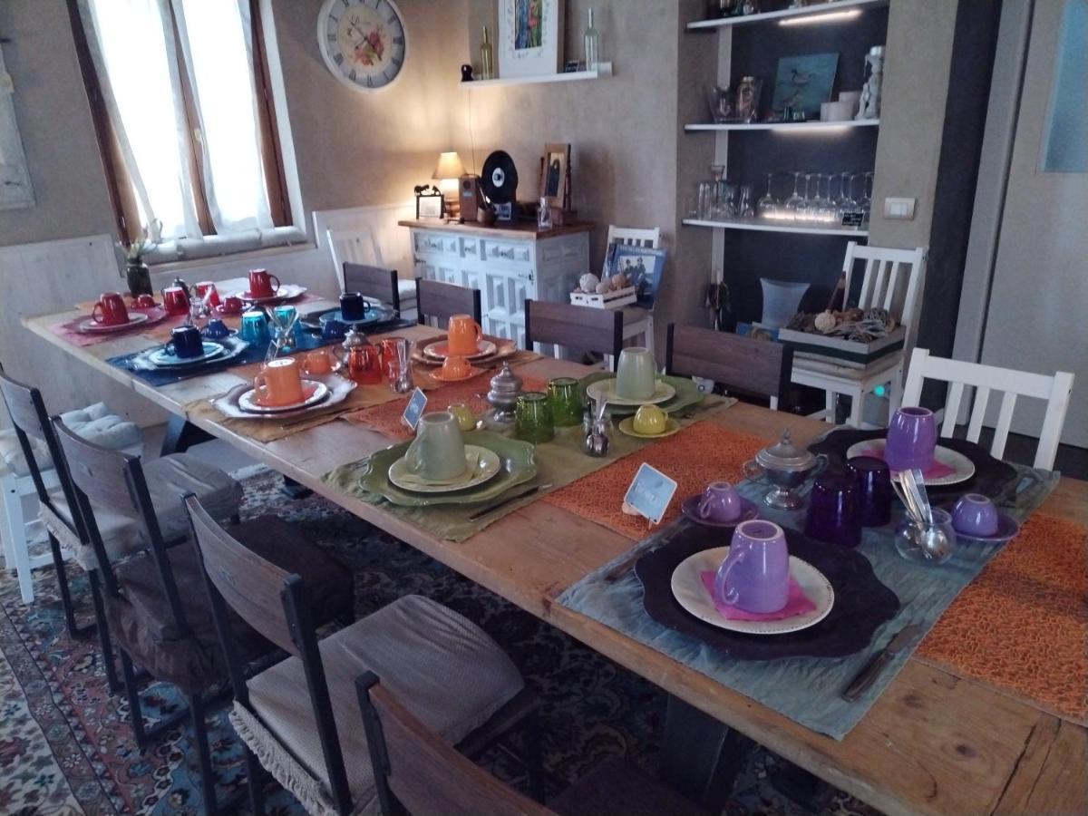 Ca' Blanca Bed & Breakfast Castelnuovo del Garda Bagian luar foto