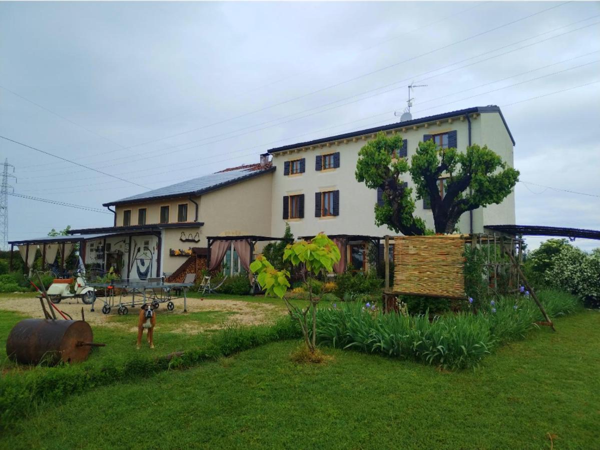 Ca' Blanca Bed & Breakfast Castelnuovo del Garda Bagian luar foto