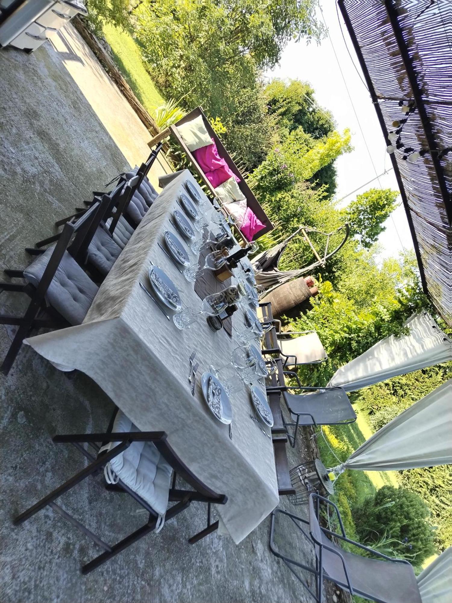 Ca' Blanca Bed & Breakfast Castelnuovo del Garda Bagian luar foto